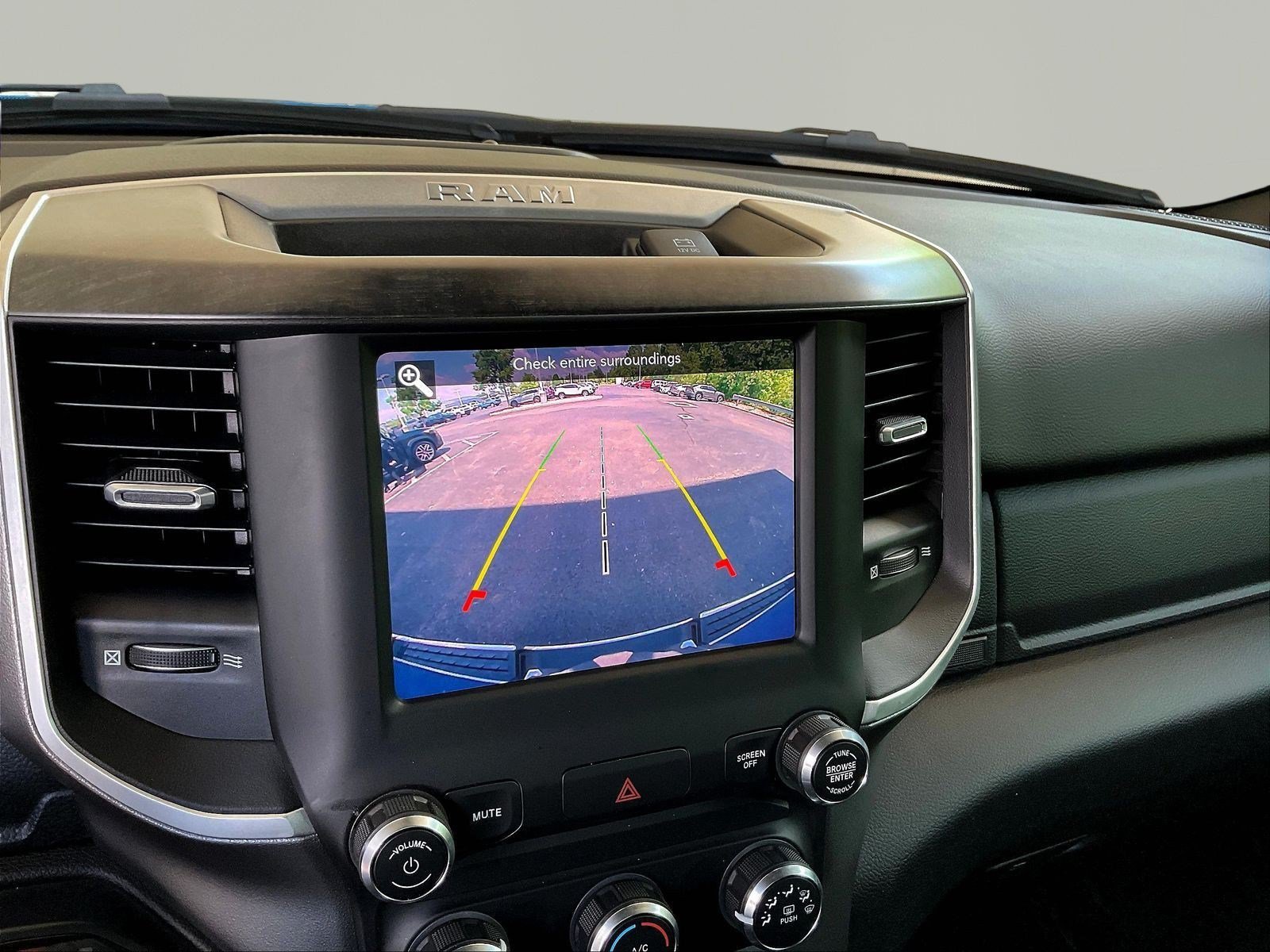 Used 2021 RAM 1500 Big Horn AWD/4WD image 15