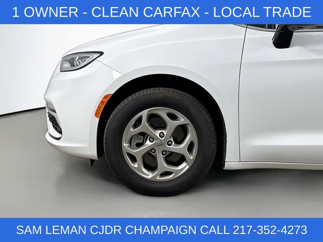 Used 2024 Chrysler Pacifica Limited w/ Trailer Tow Group image 33