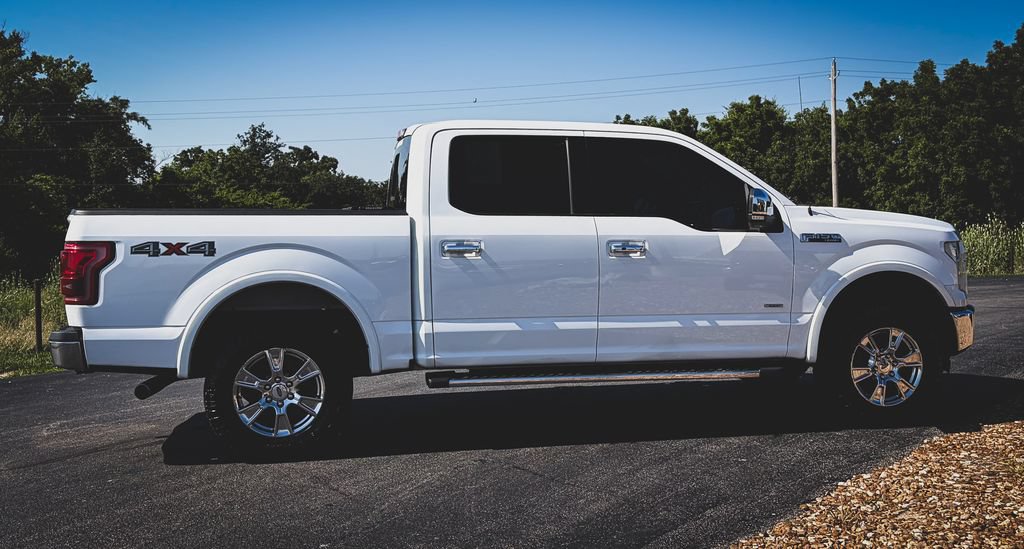 Used 2015 Ford F150 Lariat w/ Equipment Group 502A Luxury AWD/4WD image 15