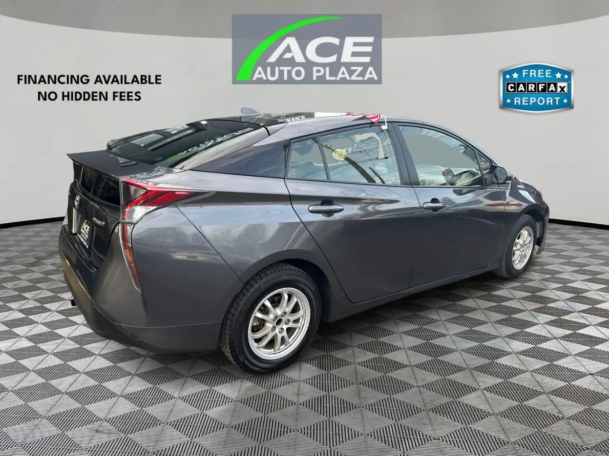 Used 2016 Toyota Prius Two image 5