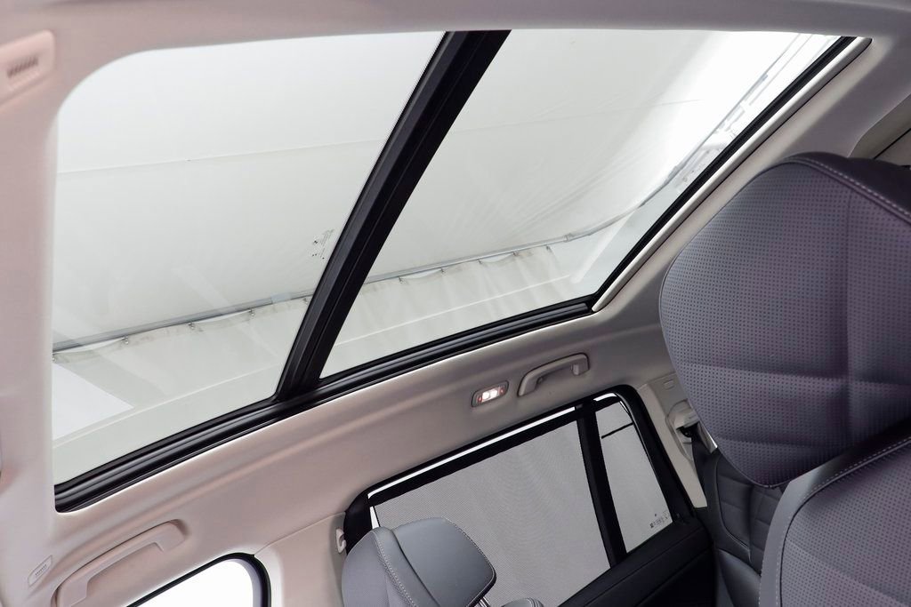 Used 2025 BMW X7 xDrive40i image 14