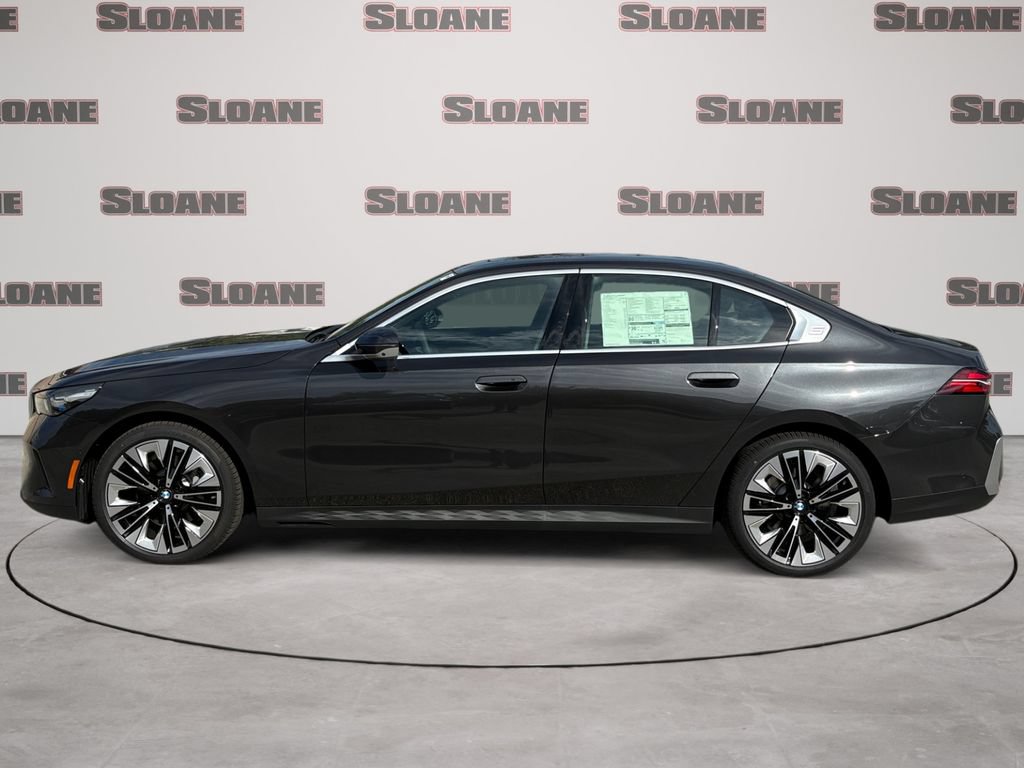 New 2027 BMW 530i xDrive w/ Premium Package AWD/4WD image 2