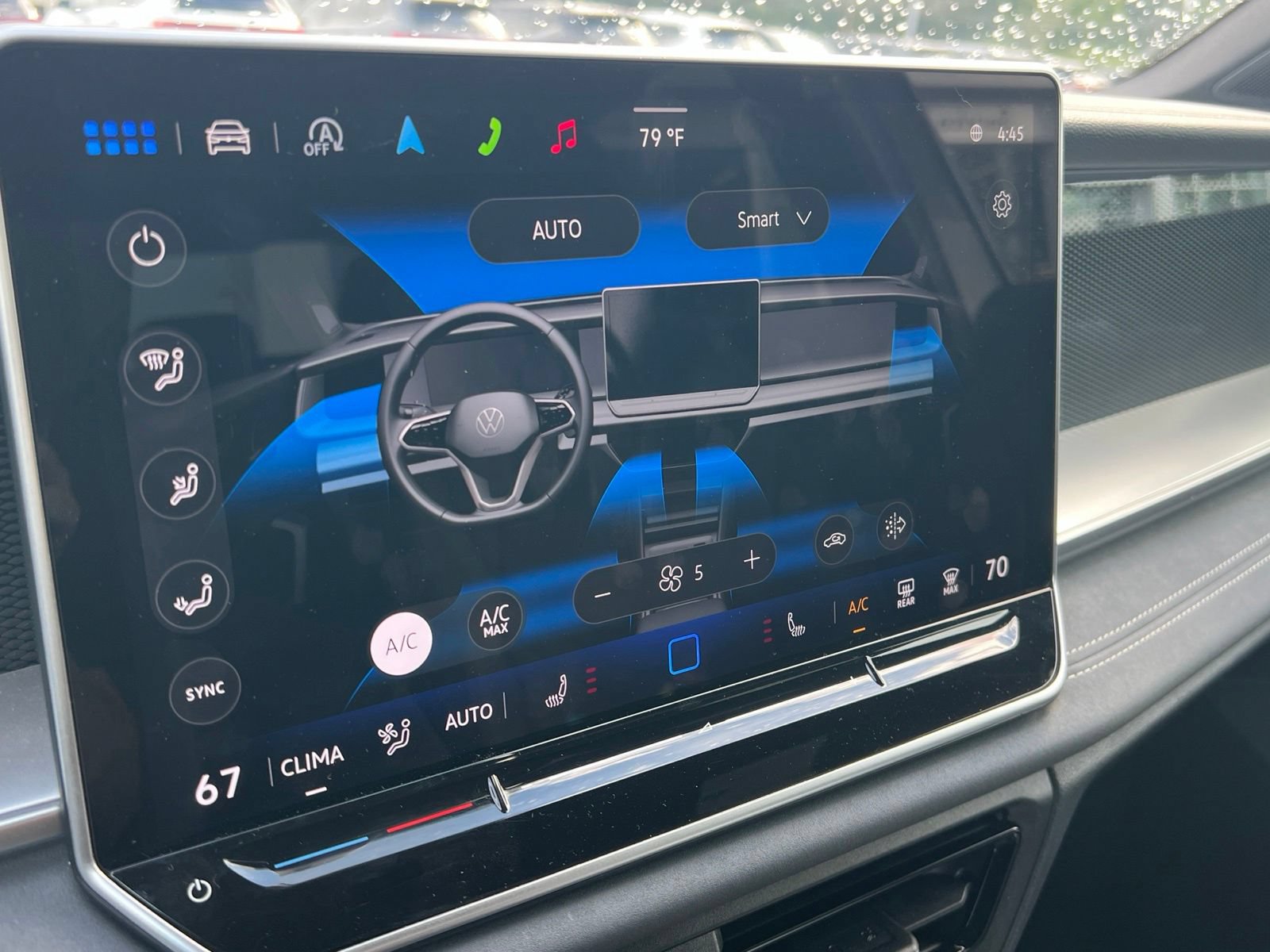 Certified 2025 Volkswagen Tiguan SE R-Line FWD image 19