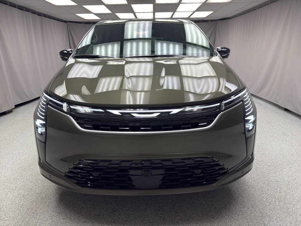 New 2027 Chrysler Pacifica Limited AWD/4WD image 5