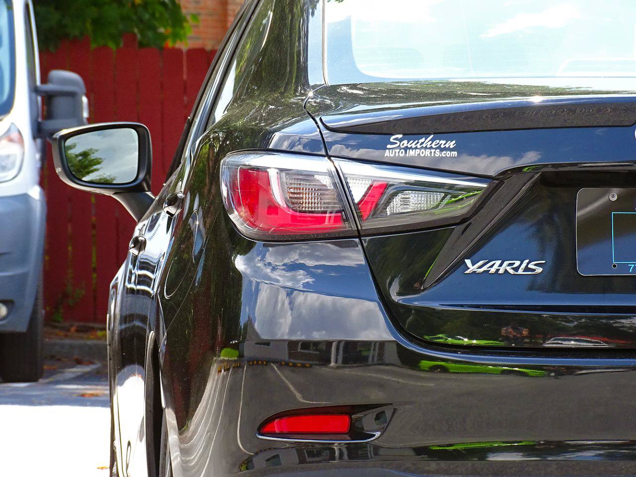 Used 2019 Toyota Yaris LE FWD image 15
