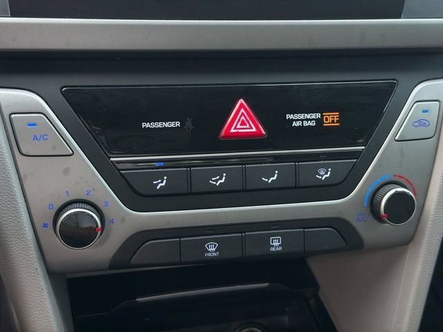 Used 2018 Hyundai Elantra SE FWD image 32