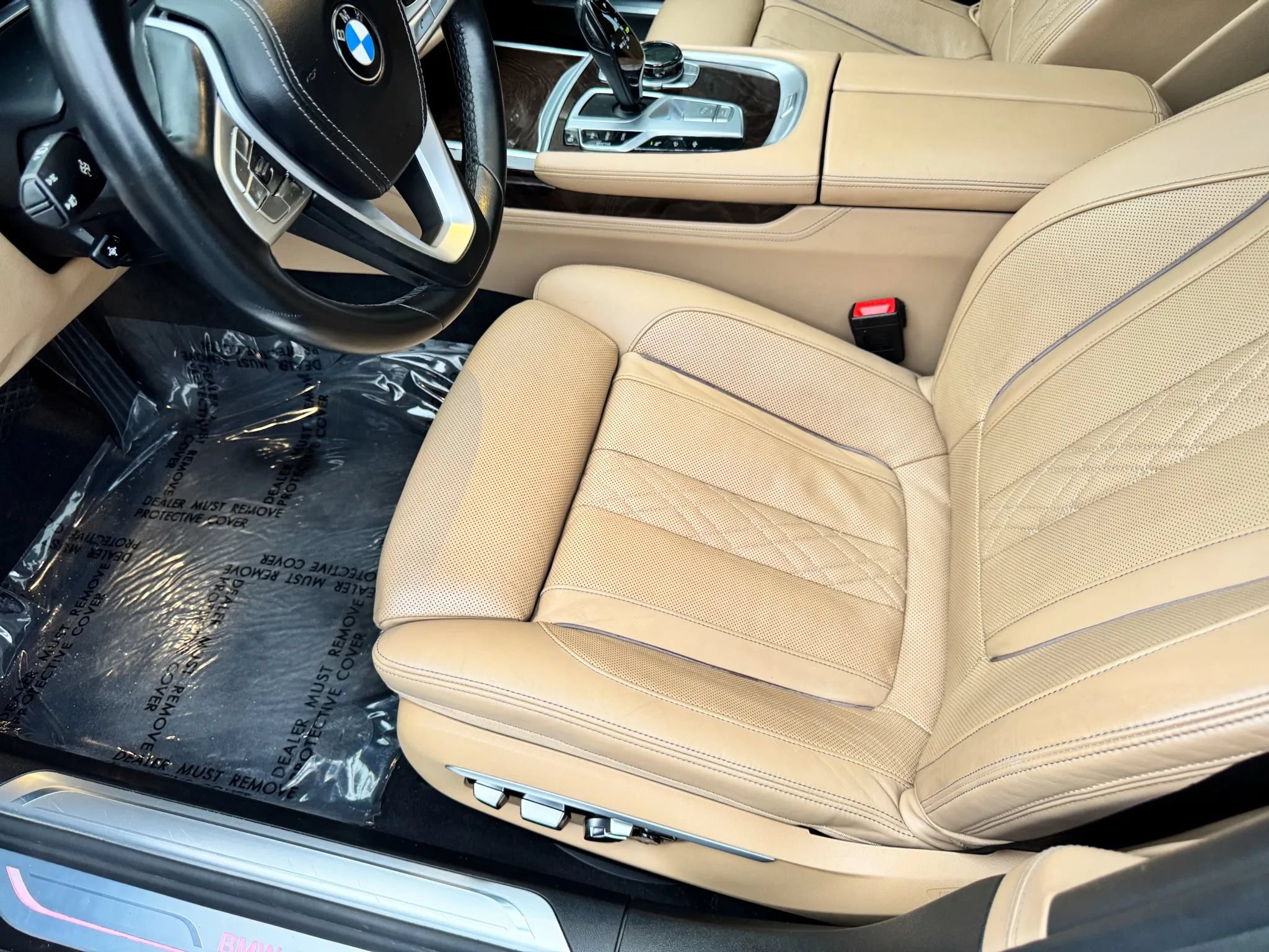 Used 2016 BMW 750i xDrive AWD/4WD image 17