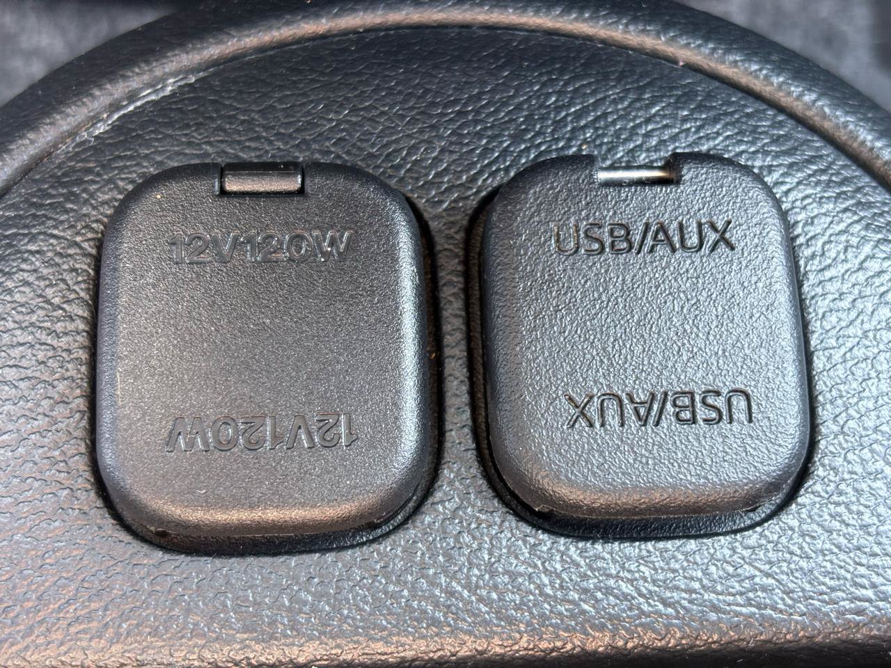 Used 2013 MAZDA MAZDA2 Touring FWD image 25