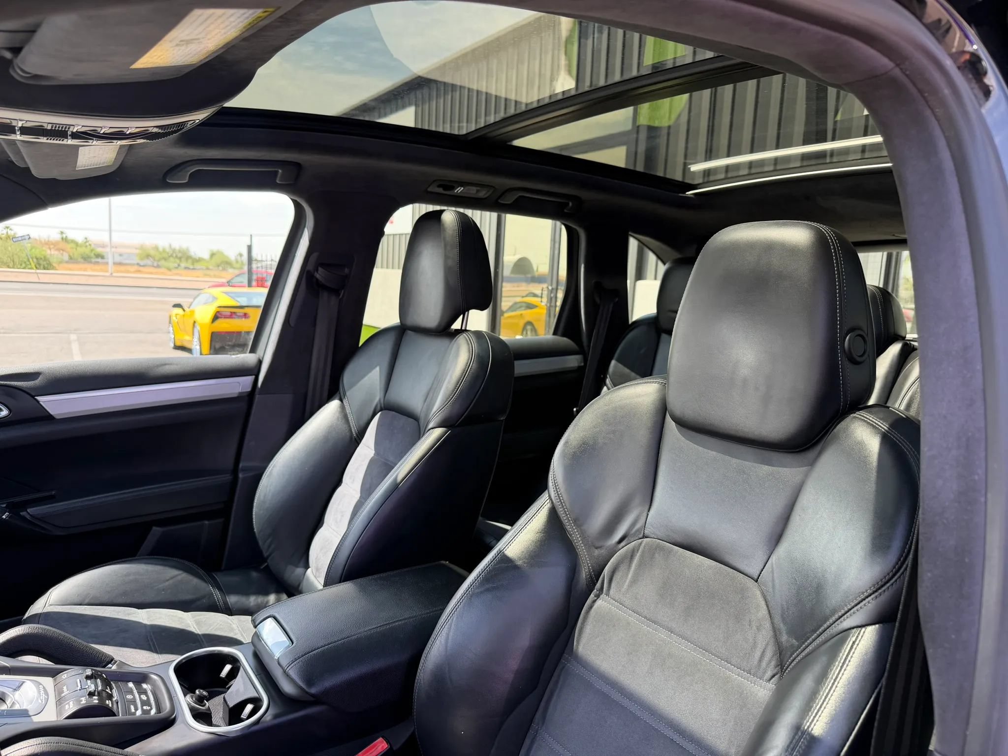 Used 2014 Porsche Cayenne GTS AWD/4WD image 20