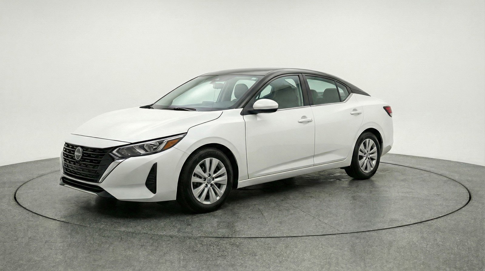Used 2025 Nissan Sentra S FWD image 3