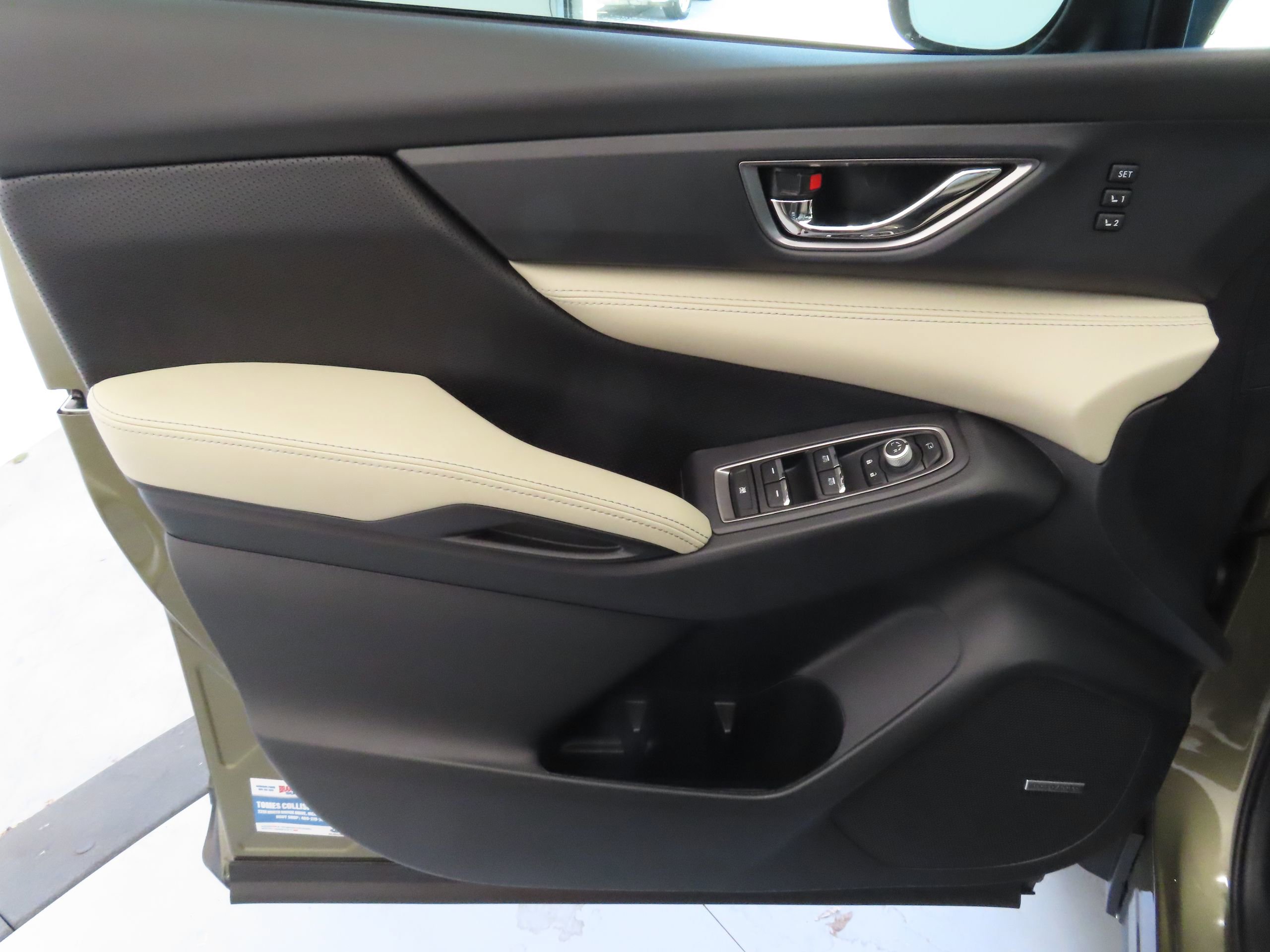 New 2026 Subaru Ascent Limited image 12