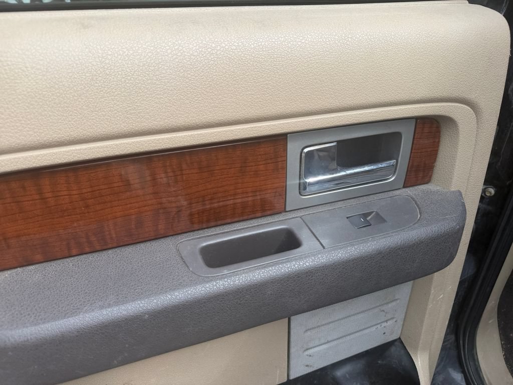 Used 2010 Ford F150 XLT AWD/4WD image 32