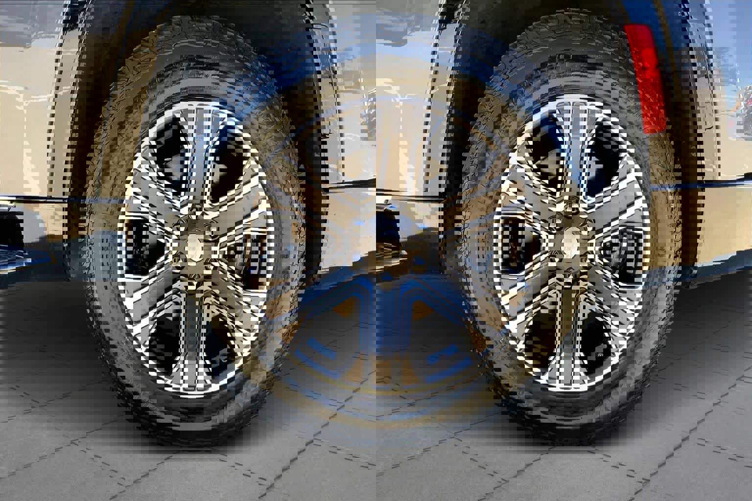 Used 2022 Jeep Wagoneer Series I image 17