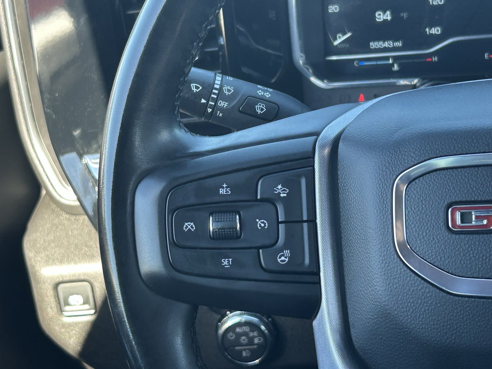 Certified 2025 GMC Sierra 1500 SLT RWD image 23