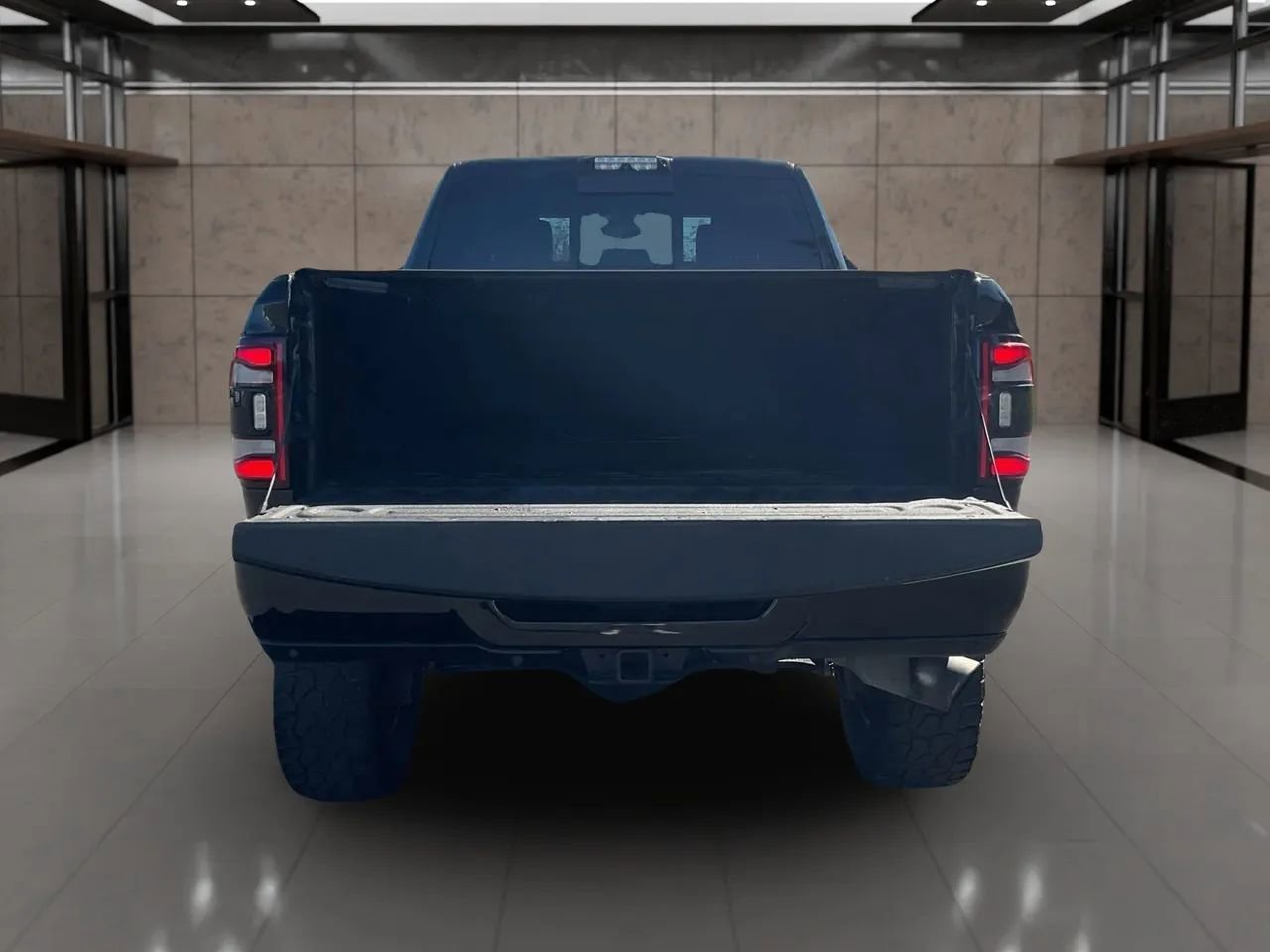 Used 2020 RAM 2500 Laramie image 8