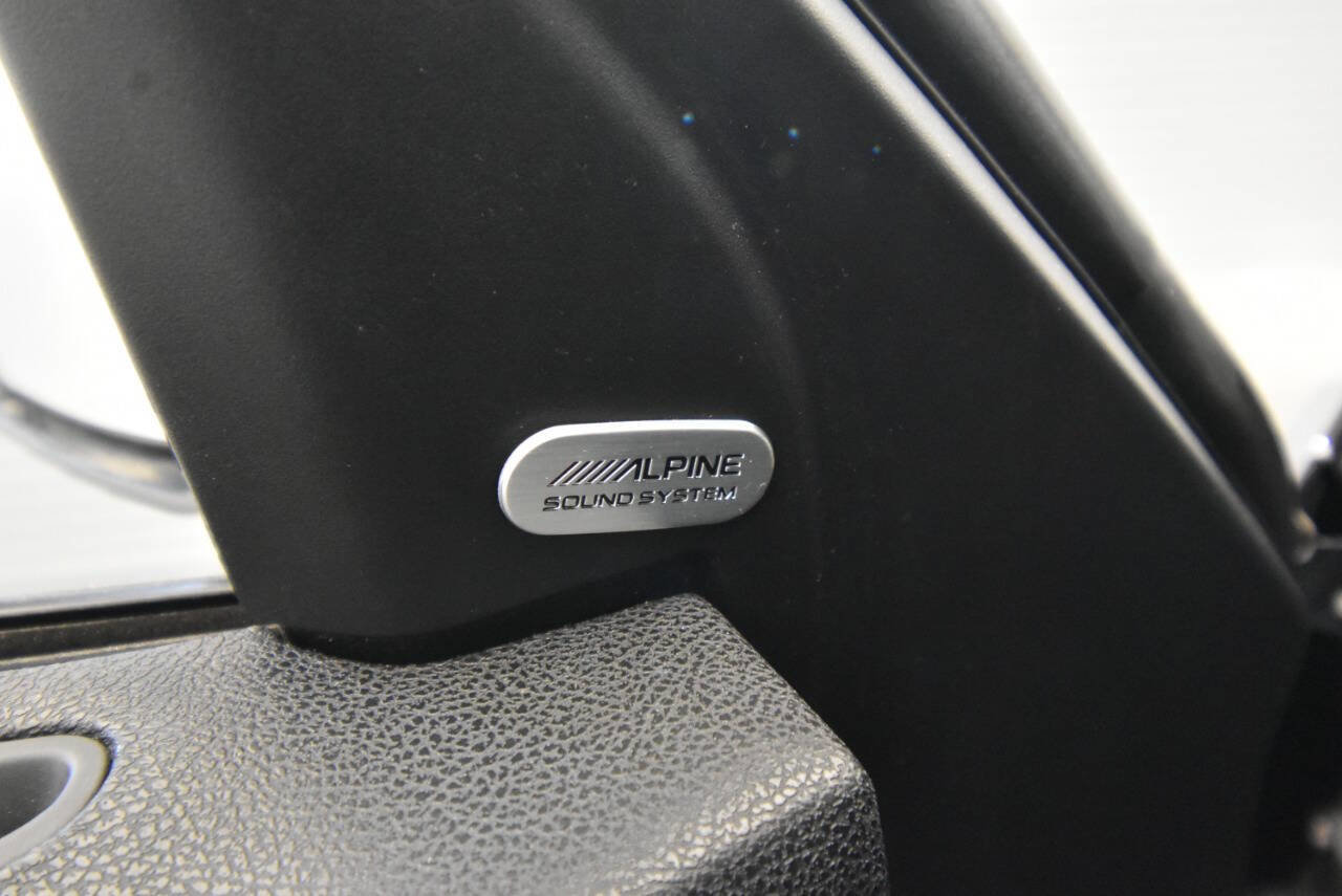 Used 2019 Chrysler 300 S w/ S Model Appearance Package image 30