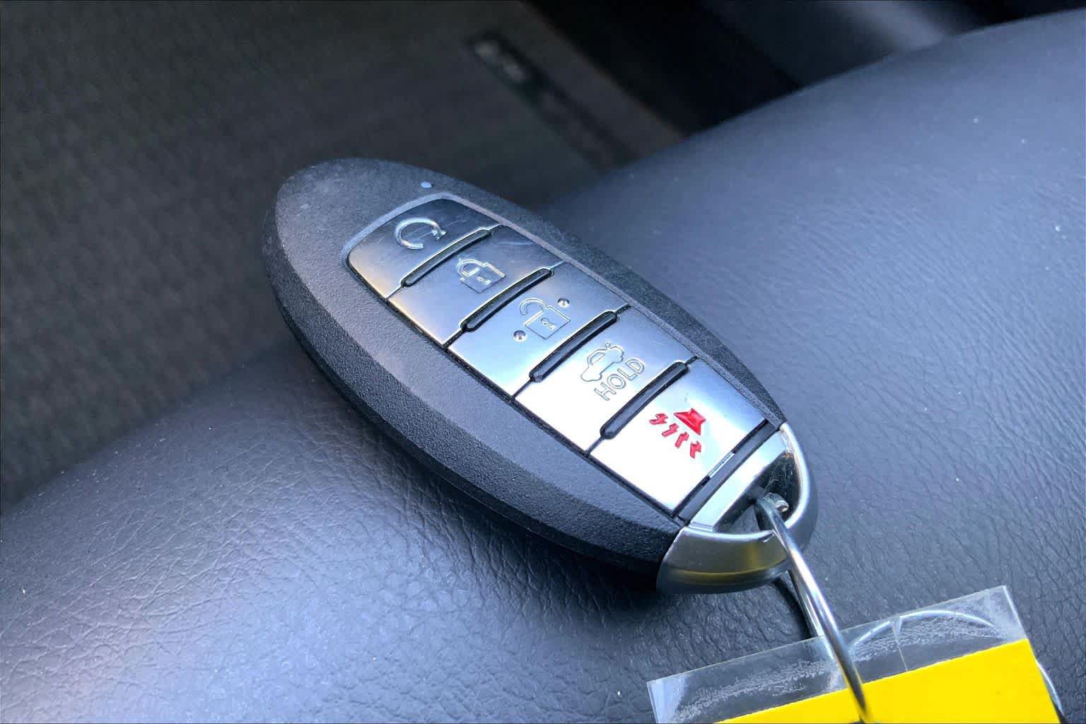 Used 2024 Nissan Altima 2.5 SR FWD image 15