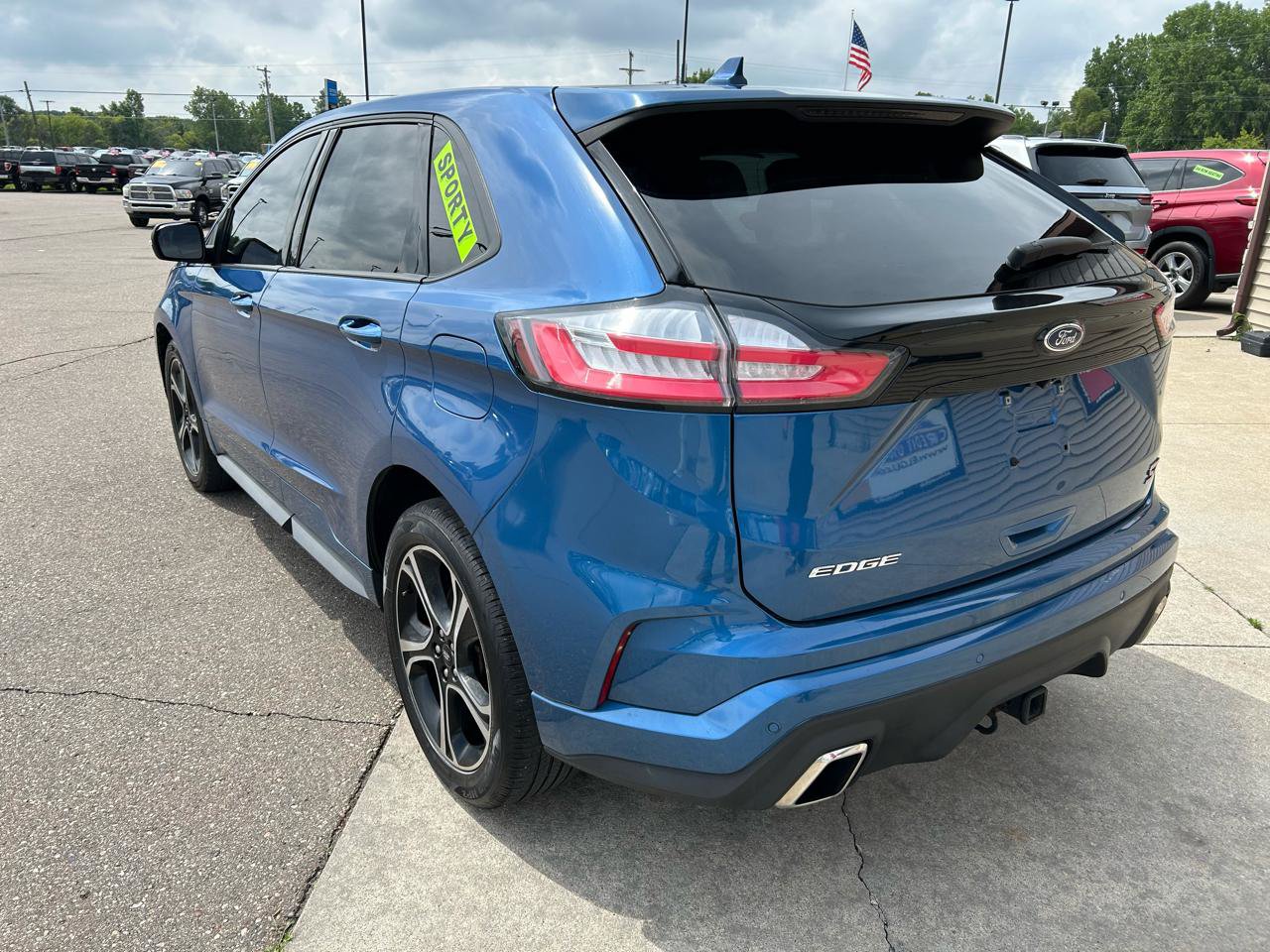 Used 2019 Ford Edge ST w/ Convenience Package AWD/4WD image 7