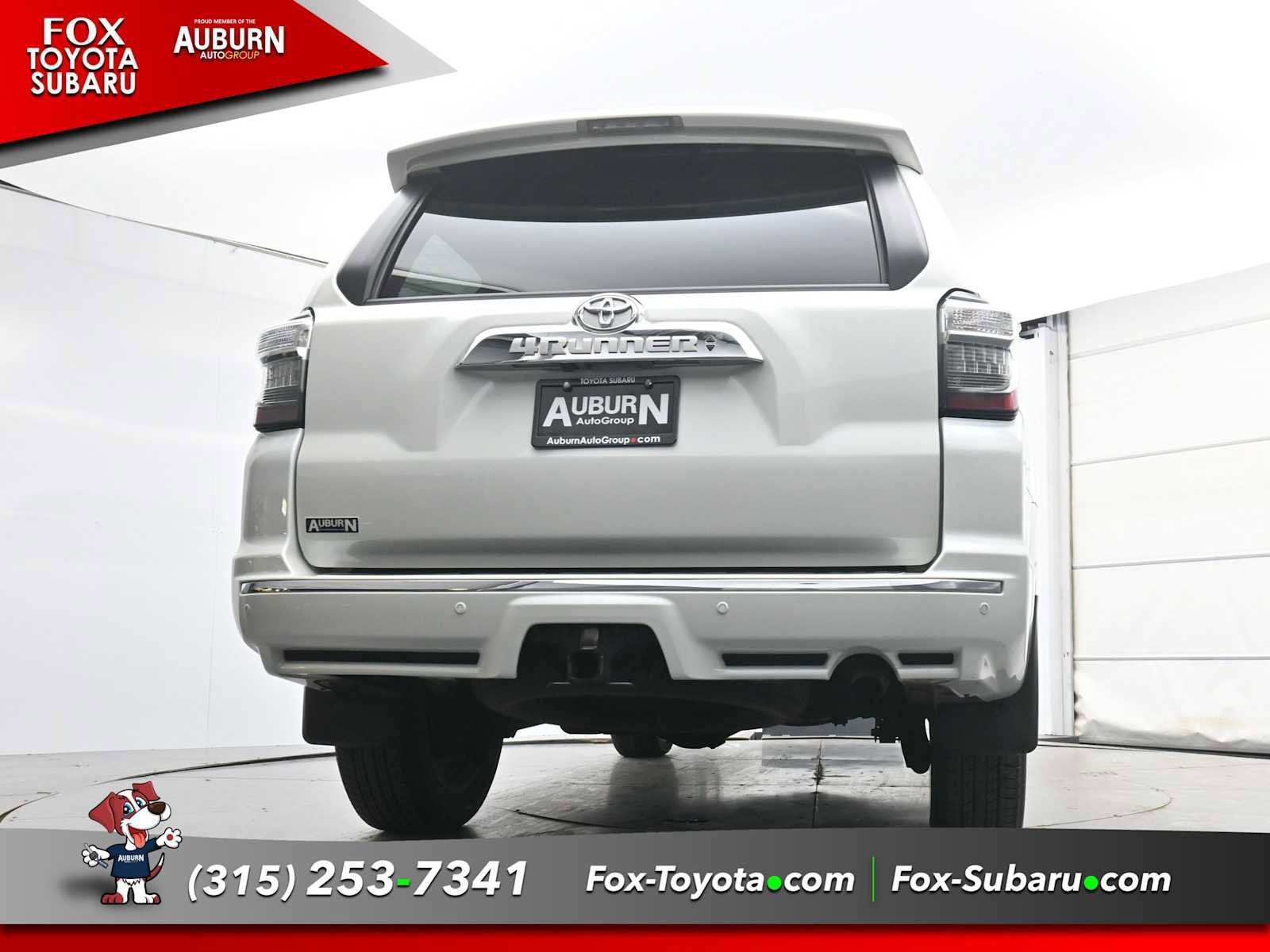 Used 2023 Toyota 4Runner Limited AWD/4WD image 18