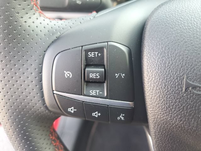 Used 2023 Ford Escape ST-Line AWD/4WD image 11
