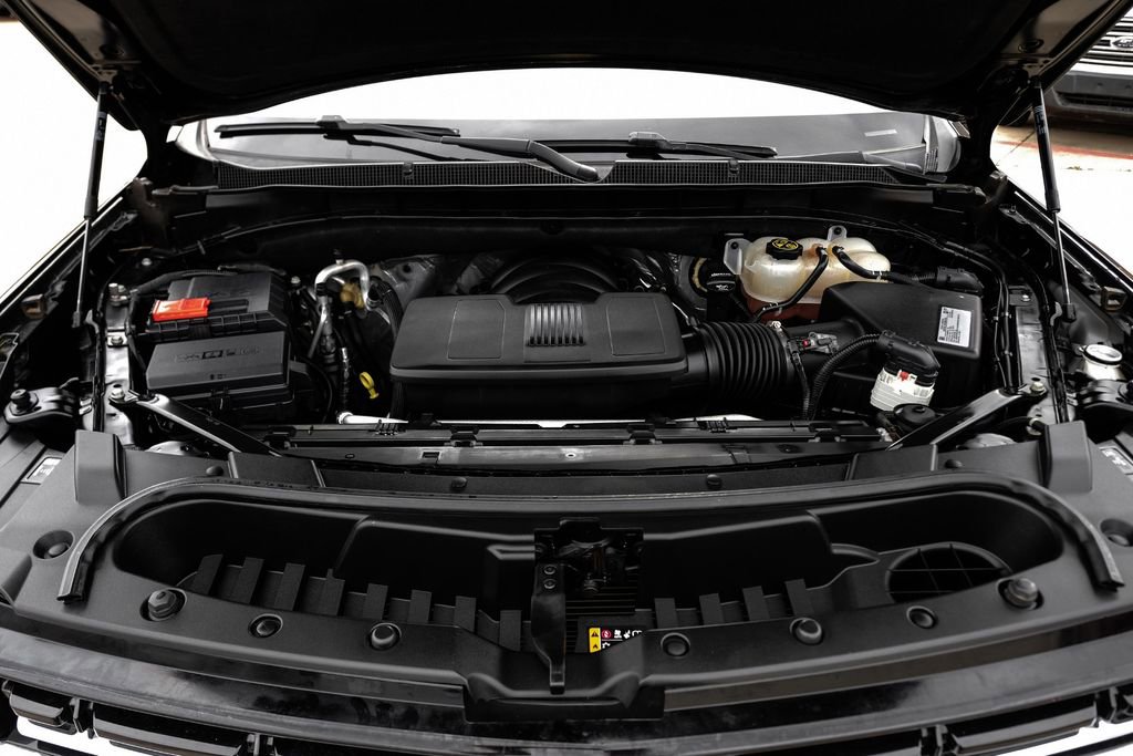 Used 2021 Chevrolet Suburban LT image 54