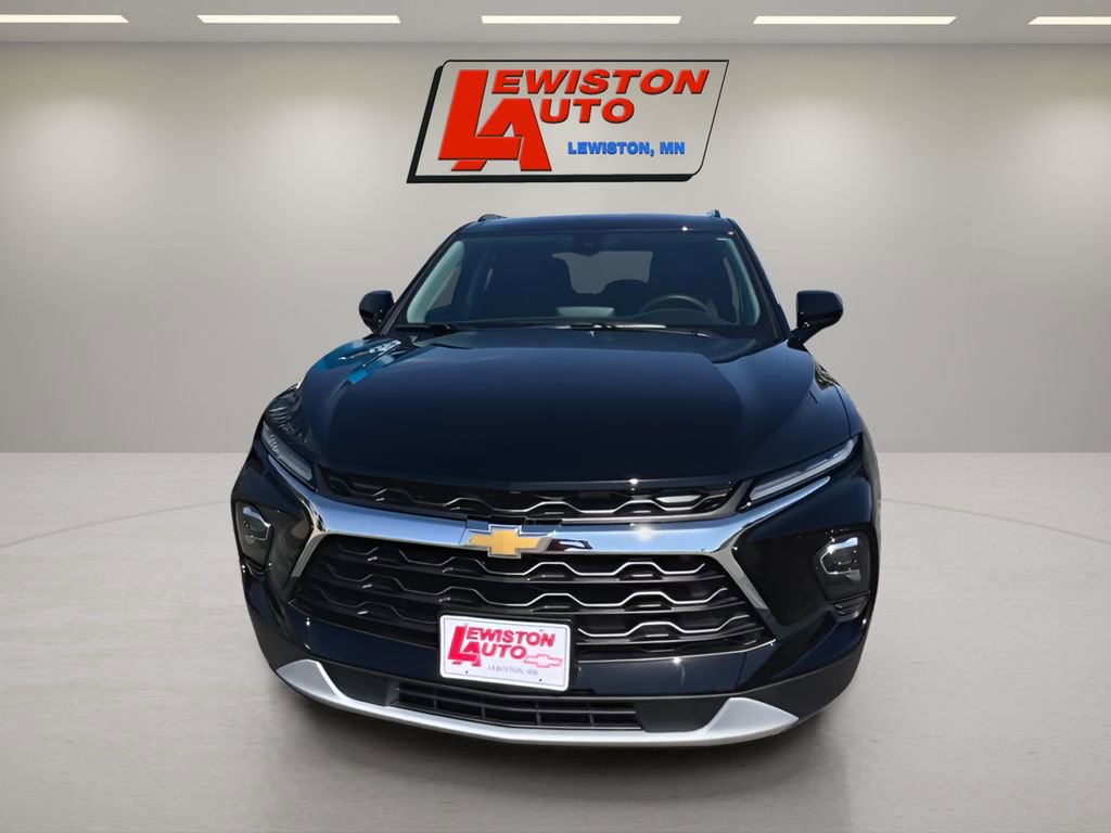 Certified 2025 Chevrolet Blazer LT w/ Convenience Package image 3