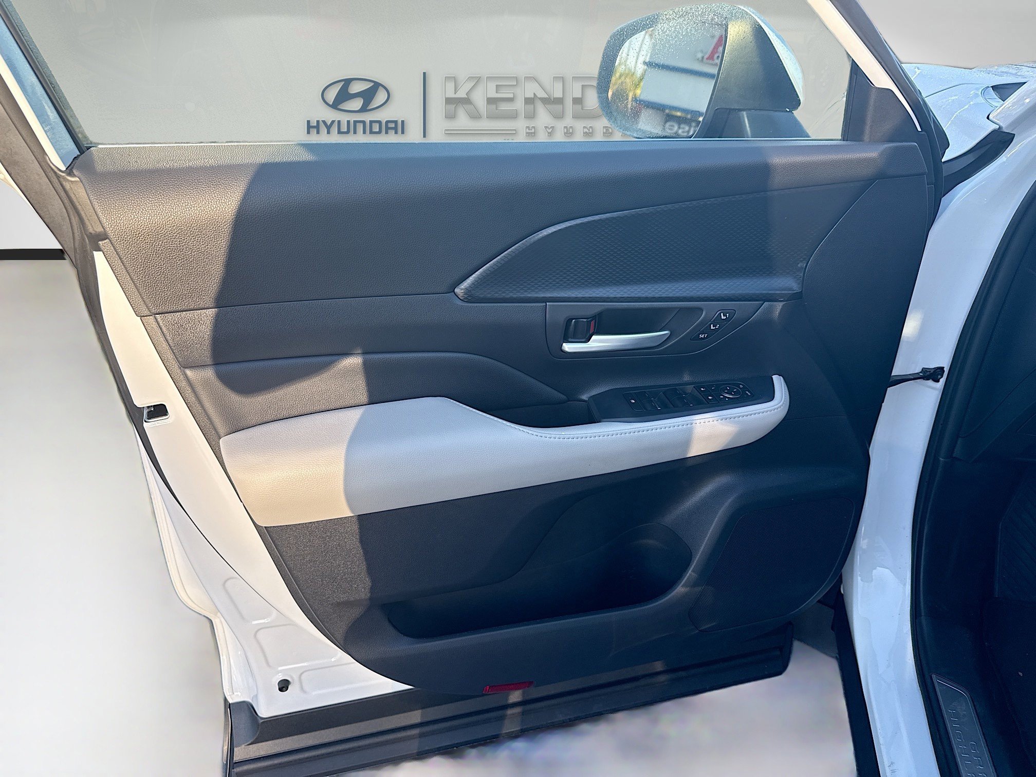 Used 2024 Toyota Grand Highlander AWD Hybrid image 17