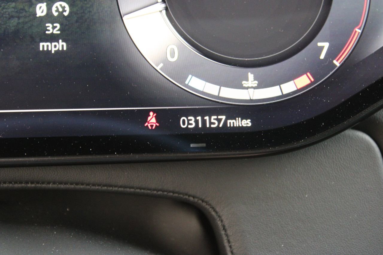 Used 2023 Land Rover Range Rover Sport SE Dynamic image 11