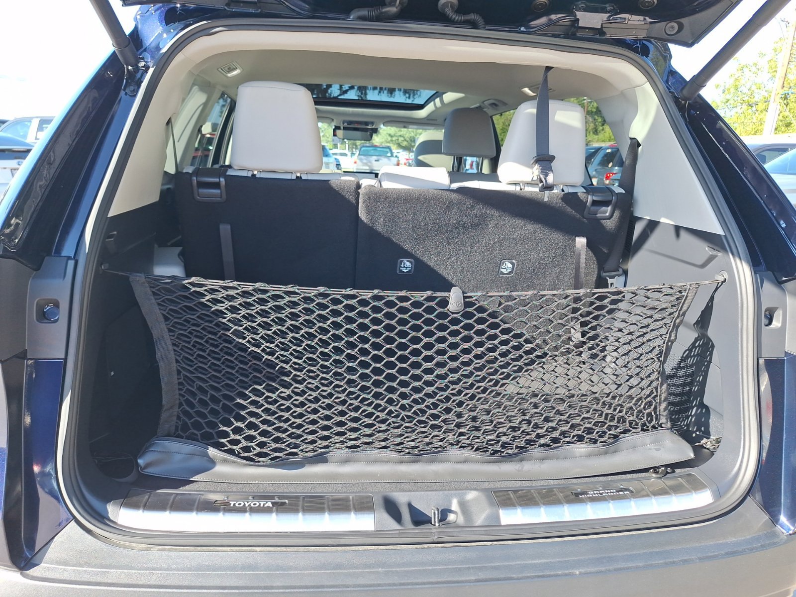 Used 2026 Toyota Grand Highlander FWD image 36