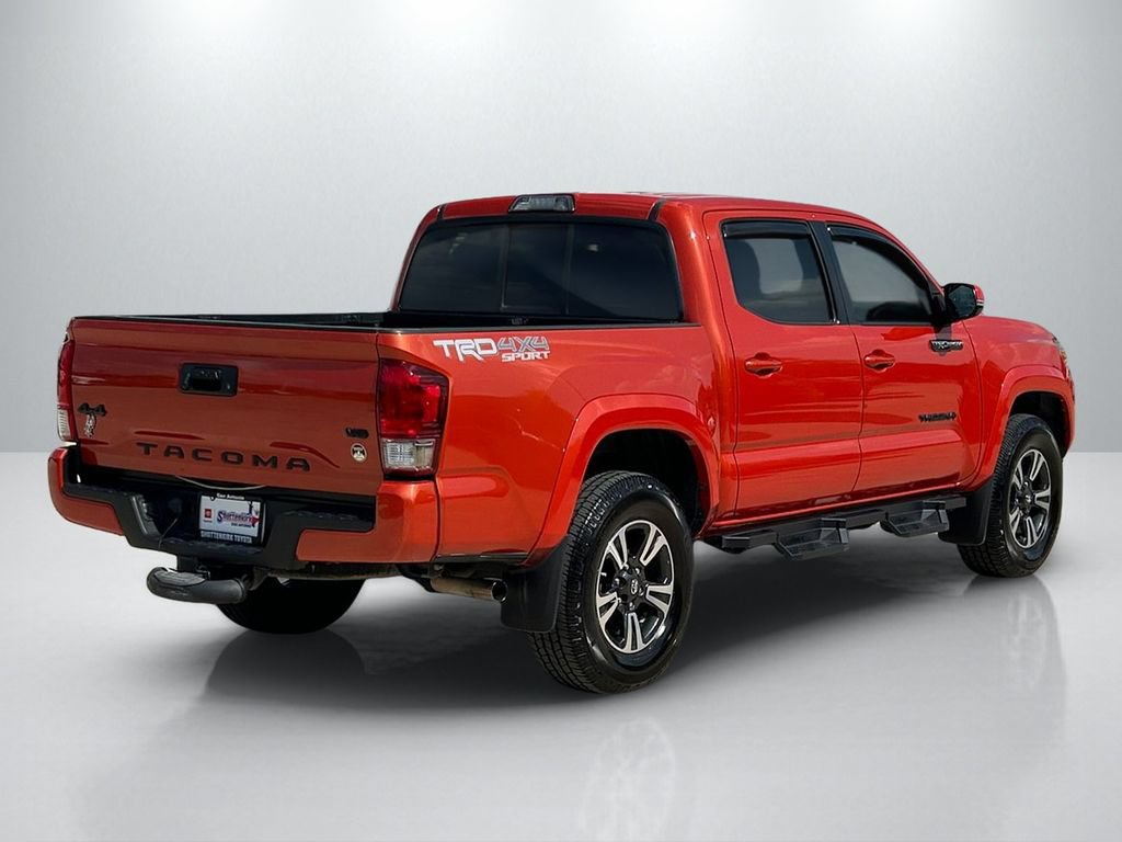 Used 2016 Toyota Tacoma TRD Sport w/ Towing Package AWD/4WD image 5