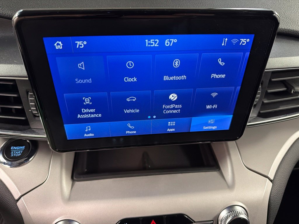 Used 2024 Ford Explorer XLT w/ Equipment Group 202A AWD/4WD image 9