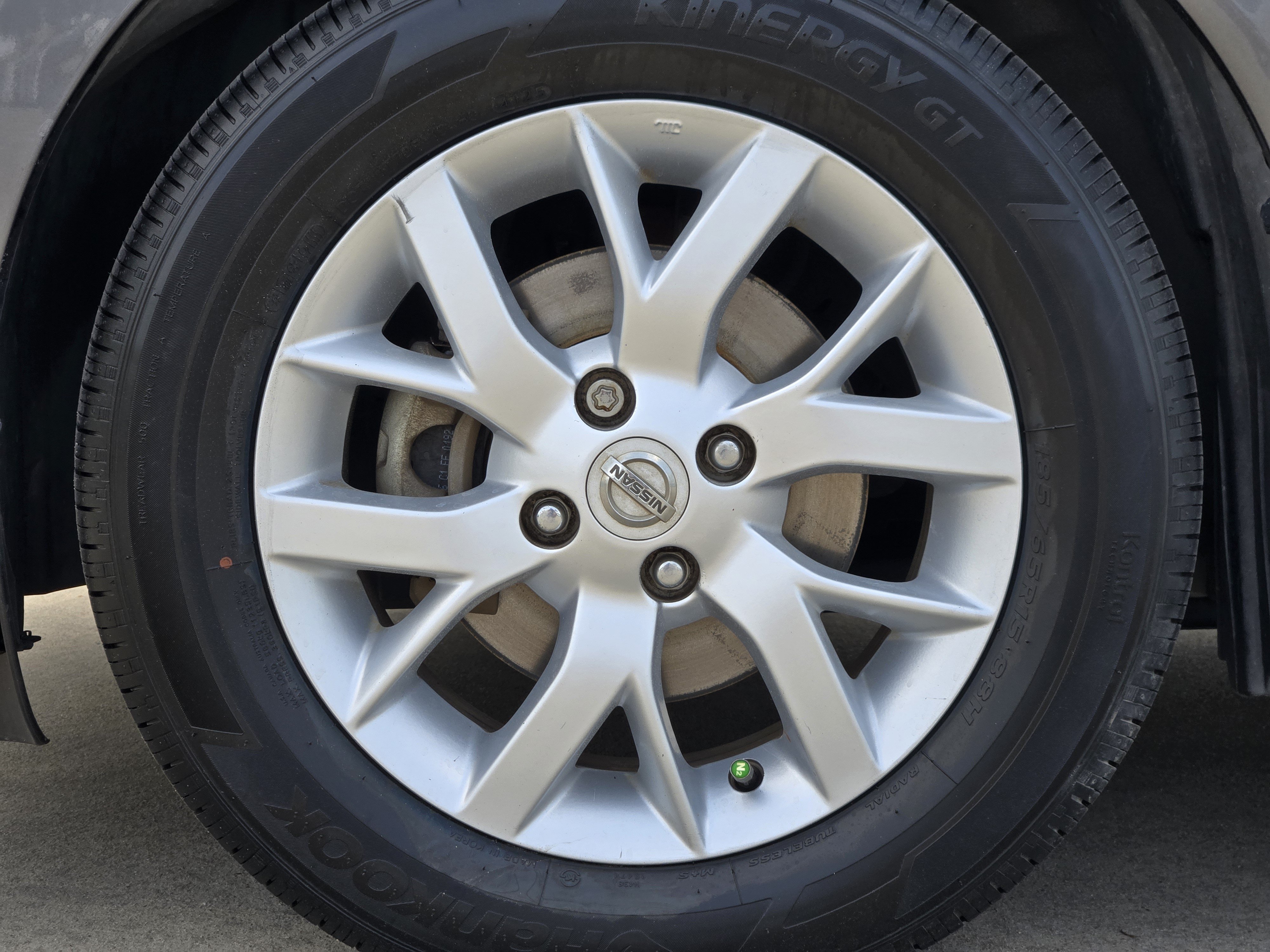 Used 2017 Nissan Versa Note SV w/ SV Appearance Package FWD image 14