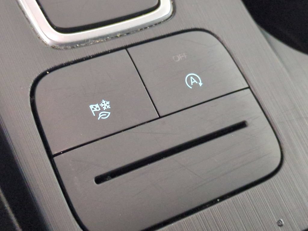 Used 2025 Ford Escape Active FWD image 26
