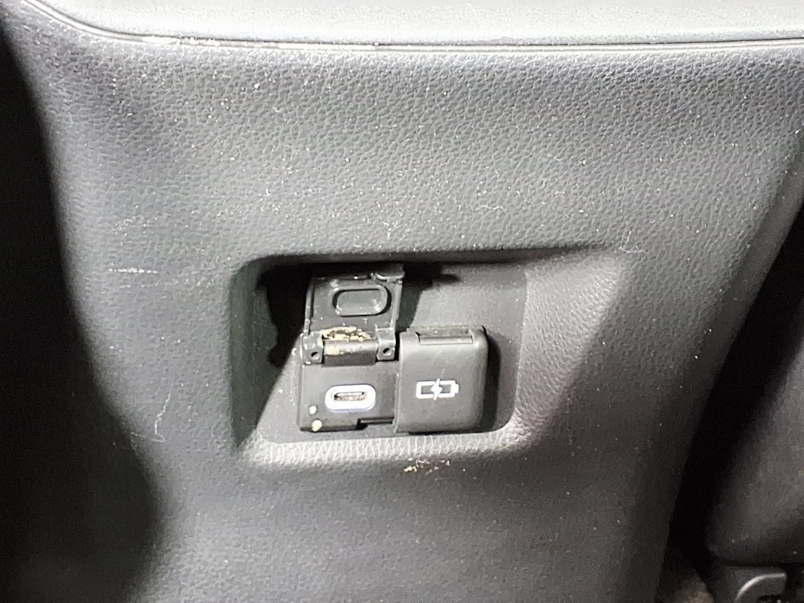Used 2023 Toyota RAV4 XLE Premium FWD image 12