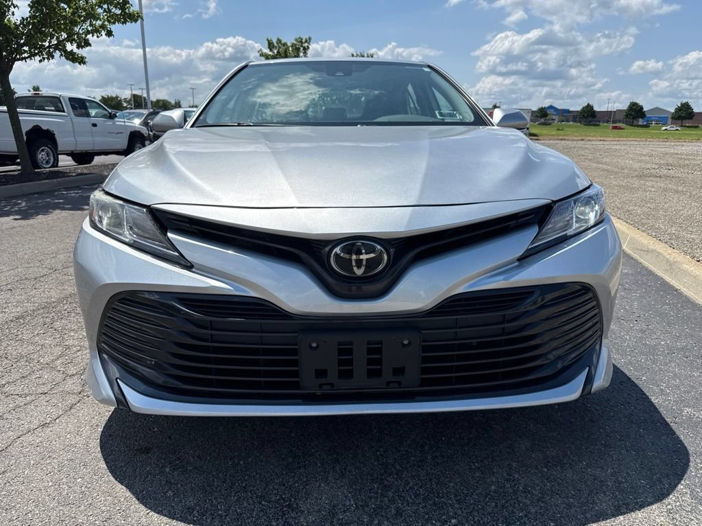 Used 2019 Toyota Camry LE w/ Convenience Package FWD image 2