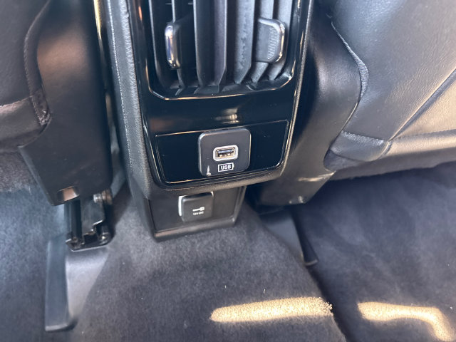 Used 2023 Jeep Compass Limited AWD/4WD image 14