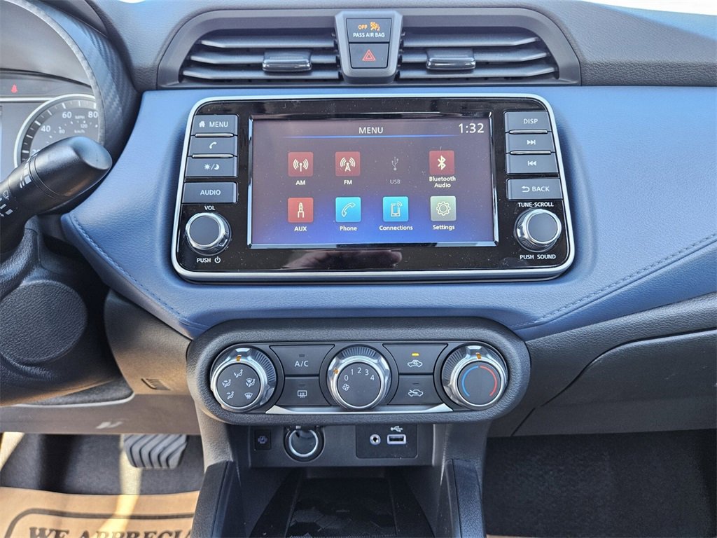 New 2025 Nissan Versa SV image 10