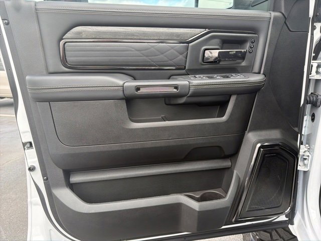 Used 2025 RAM 2500 Limited image 9
