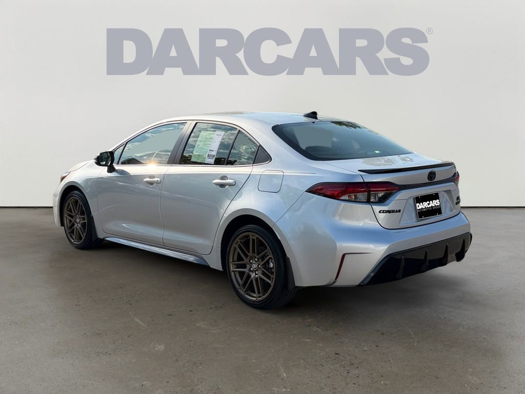 Used 2024 Toyota Corolla SE w/ Convenience Package FWD image 5