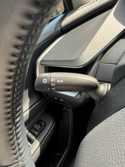 Certified 2023 Toyota Prius LE FWD image 21