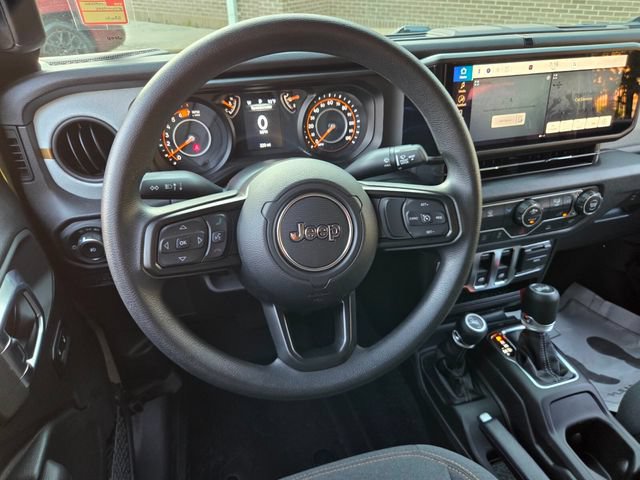 Used 2026 Jeep Wrangler Sport AWD/4WD image 13