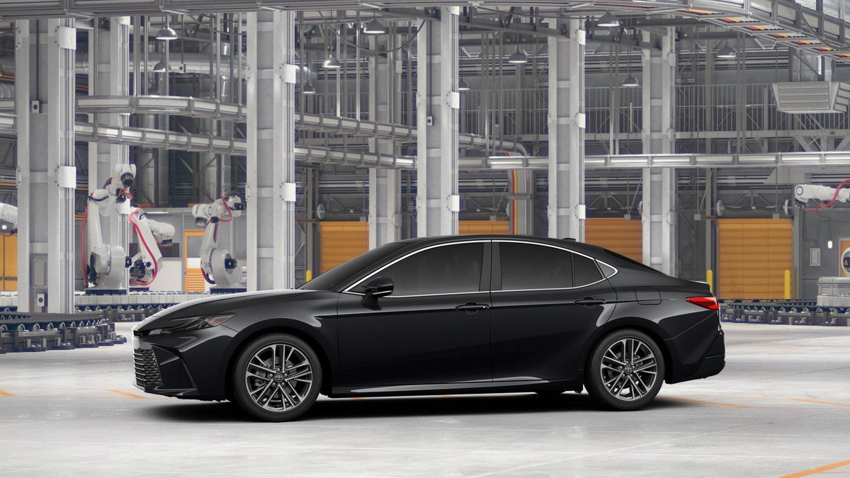New 2026 Toyota Camry XLE AWD/4WD image 3