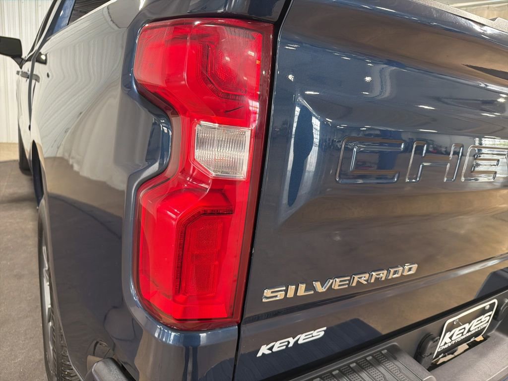 Used 2019 Chevrolet Silverado 1500 RST AWD/4WD image 15