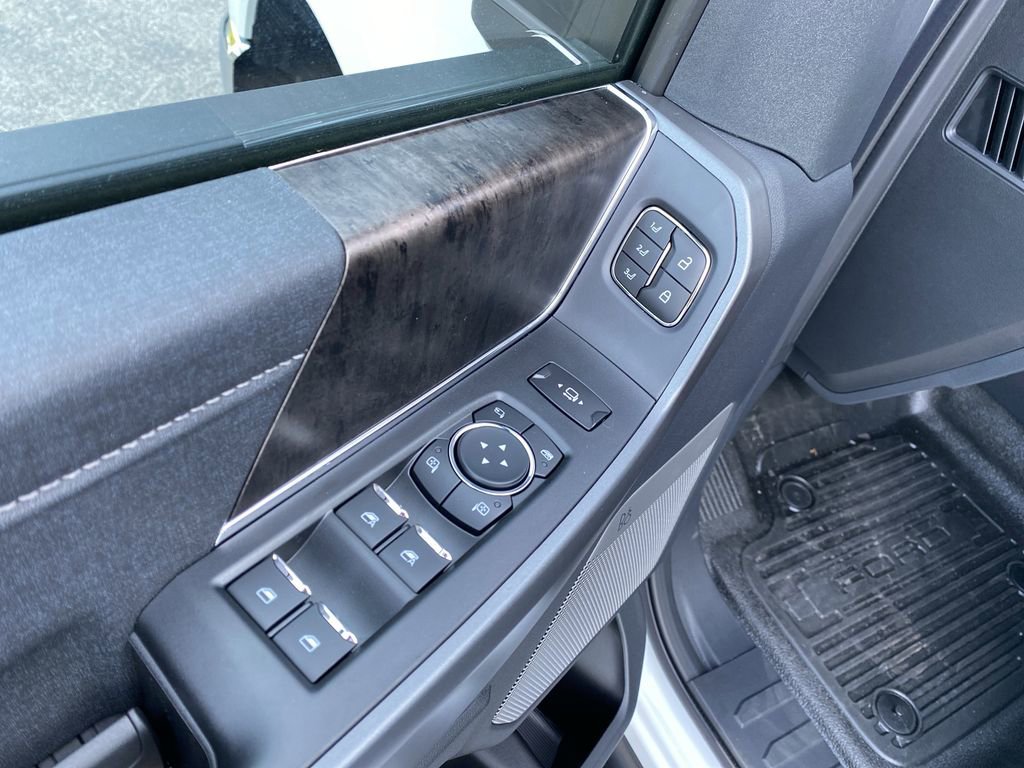 New 2026 Ford F250 Lariat image 39
