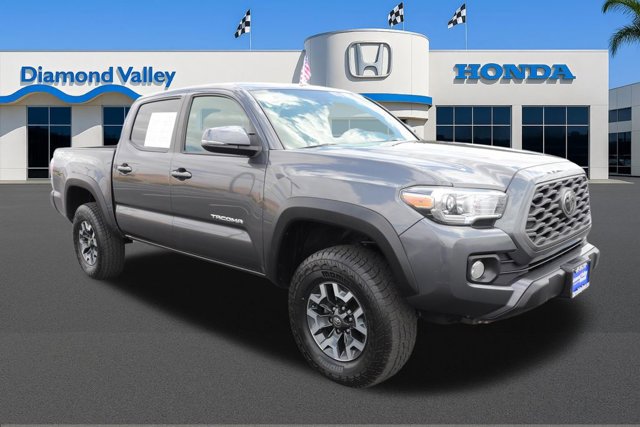 Used 2023 Toyota Tacoma TRD Off-Road w/ Technology Package AWD/4WD image 1