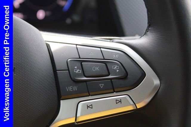 Used 2025 Volkswagen Atlas Cross Sport SEL R-Line AWD/4WD image 33