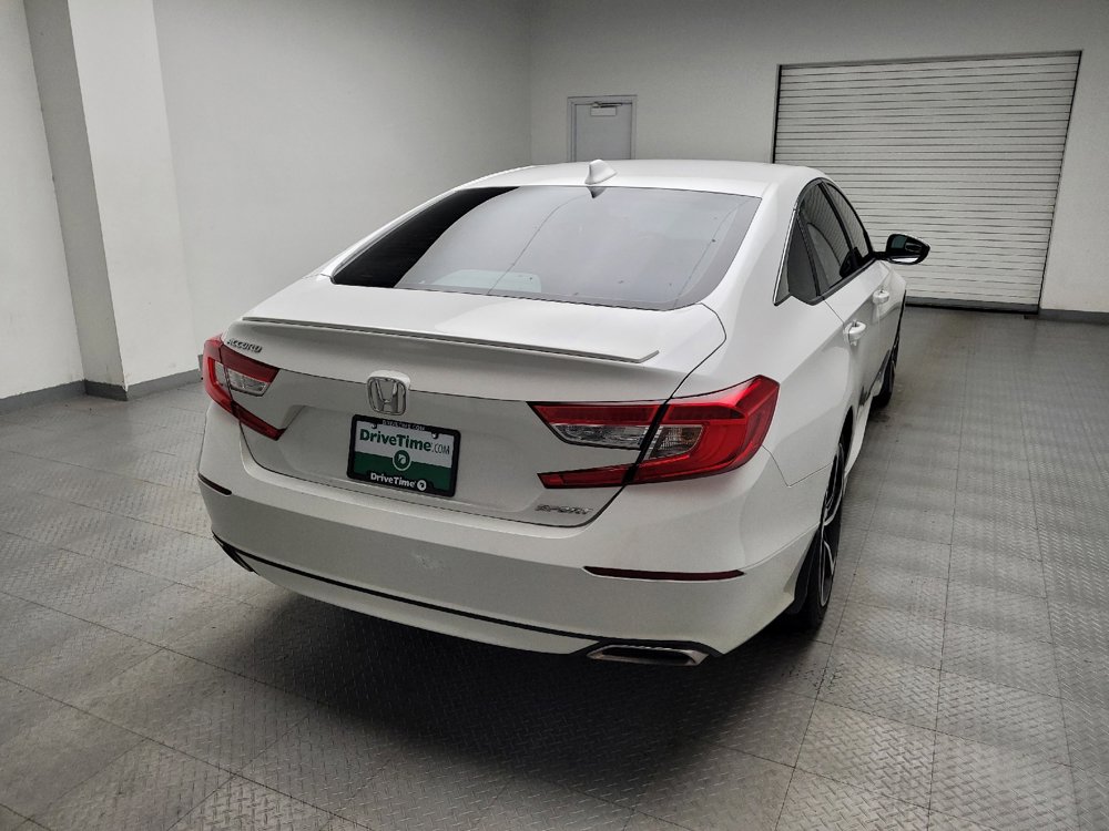 Used 2018 Honda Accord Sport image 7