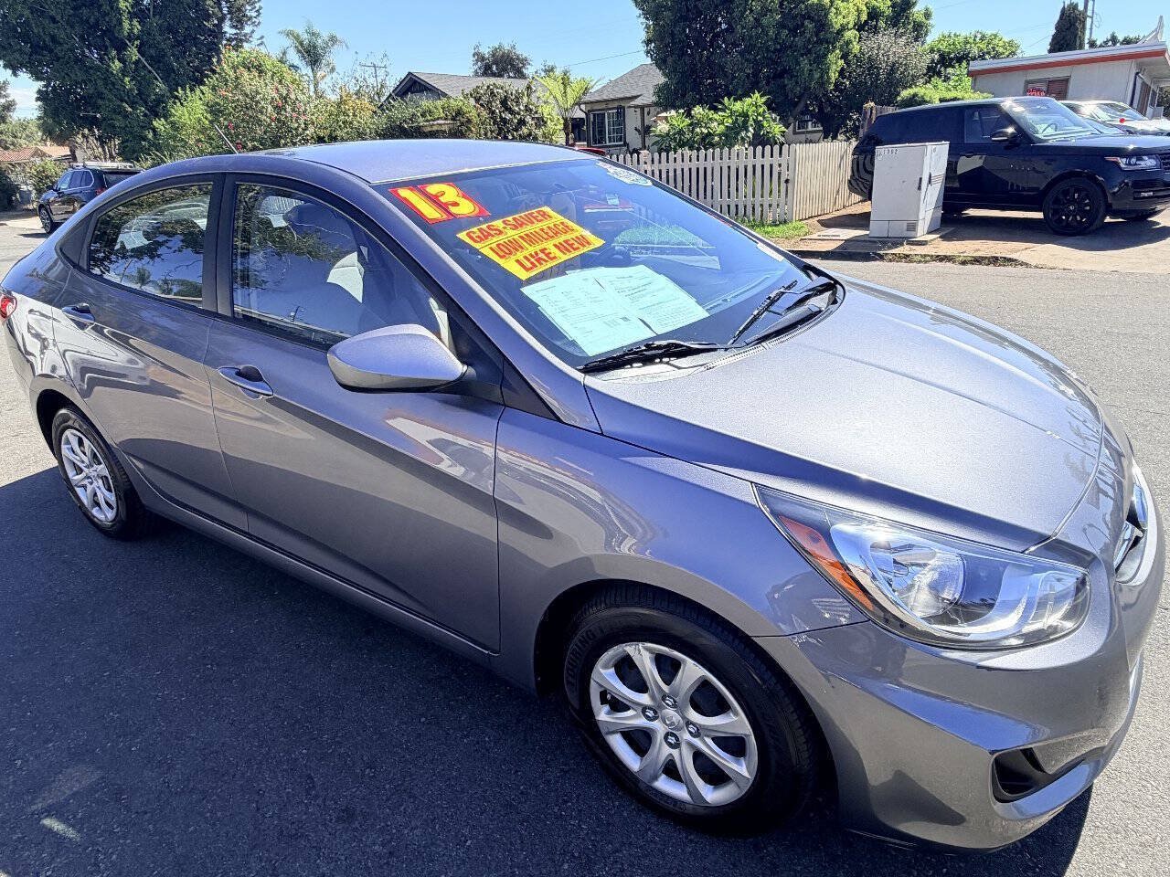Used 2013 Hyundai Accent GLS FWD image 8