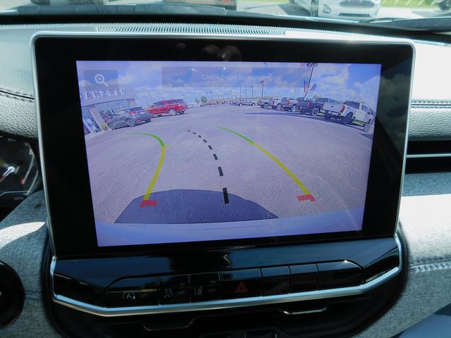 Used 2024 Jeep Compass Latitude AWD/4WD image 27