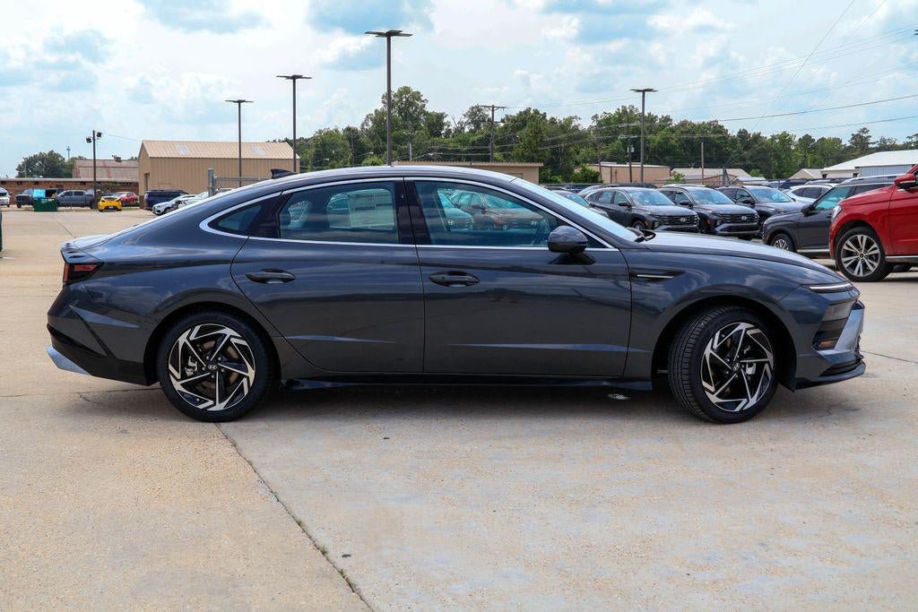 New 2026 Hyundai Sonata SEL FWD image 26